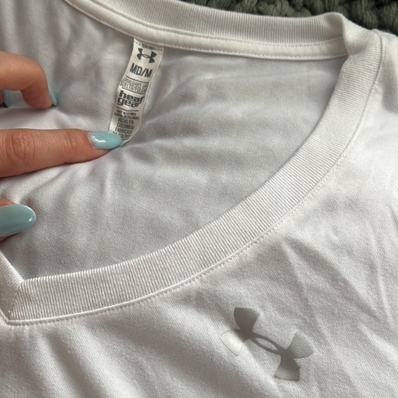 Under Armour.. white V-neck heat gear athletic shirt. - Picture 2 of 2